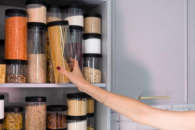 Containers to Put Pantry Food in for Space Saving